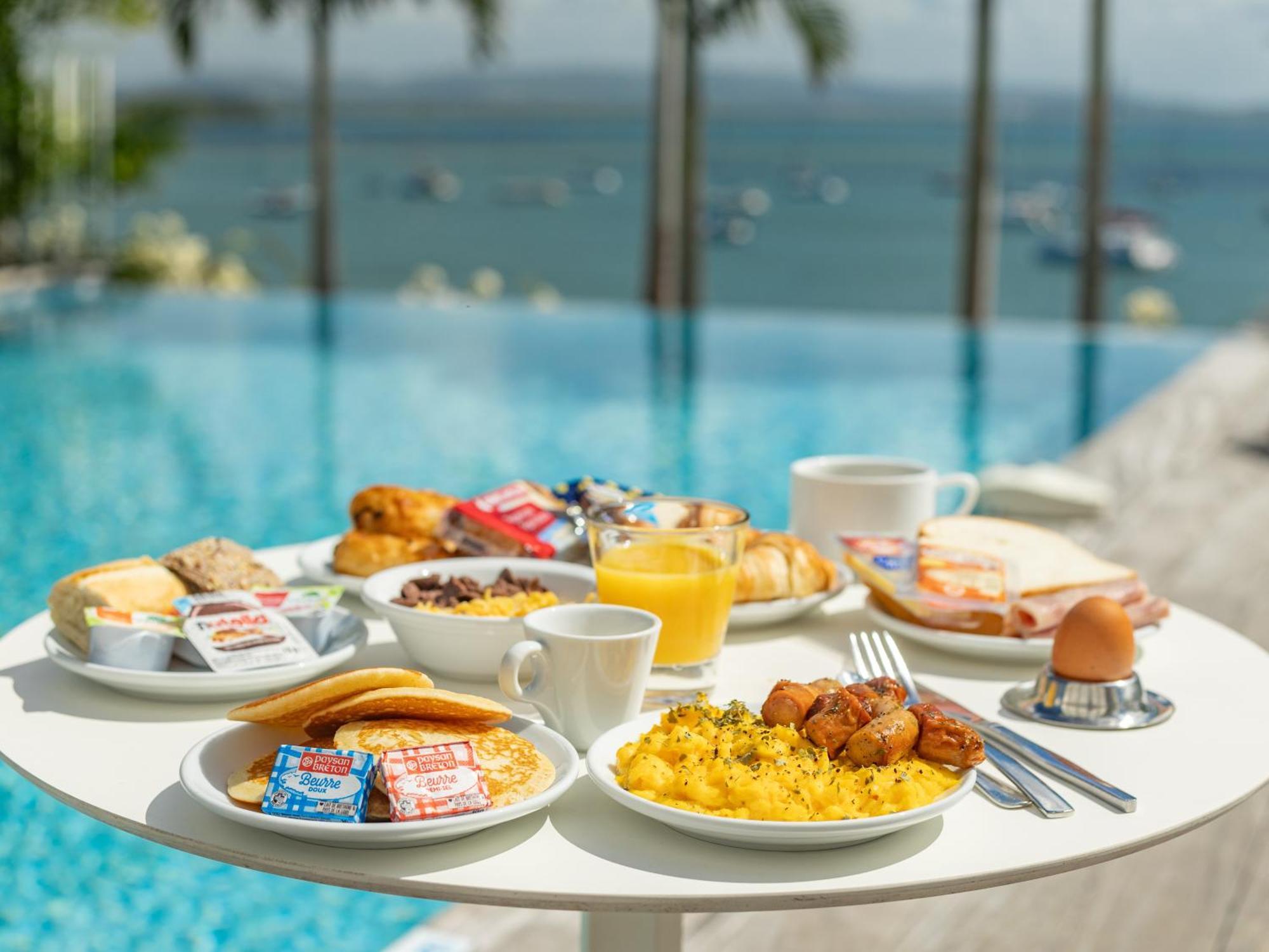 B&B Hotel ฟอร์-เดอ-ฟร็องส์ ภายนอก รูปภาพ