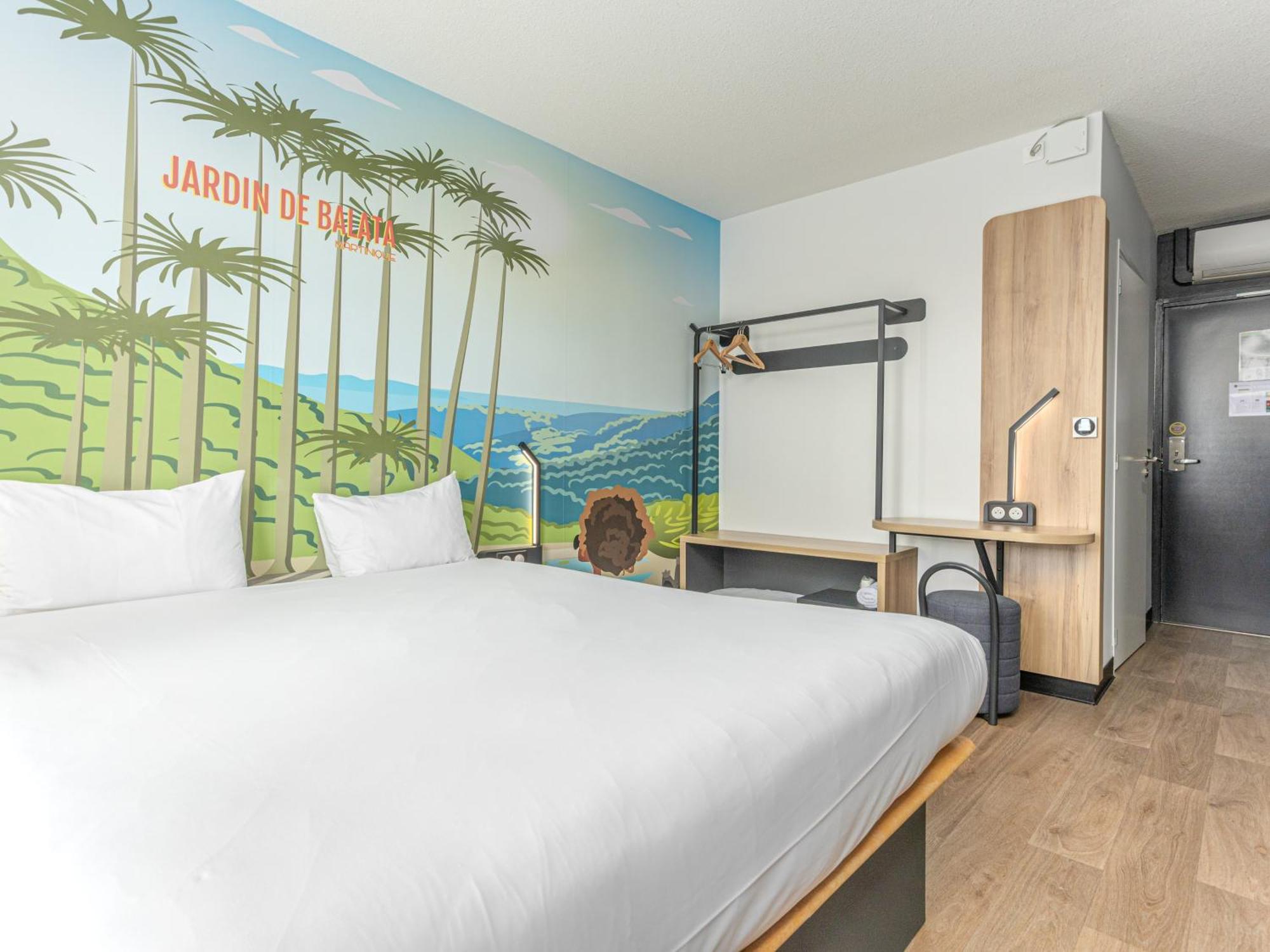 B&B Hotel ฟอร์-เดอ-ฟร็องส์ ภายนอก รูปภาพ