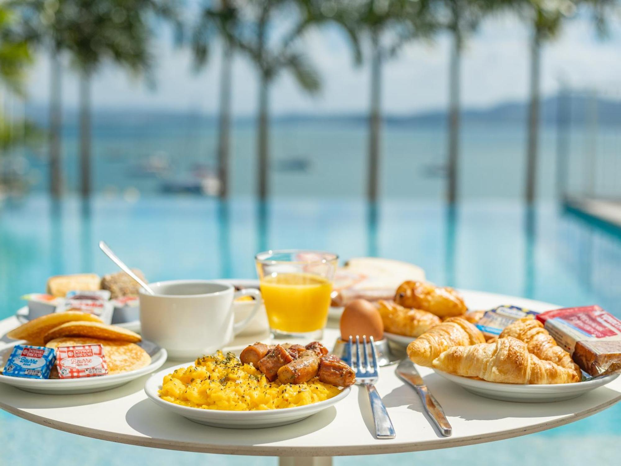 B&B Hotel ฟอร์-เดอ-ฟร็องส์ ภายนอก รูปภาพ
