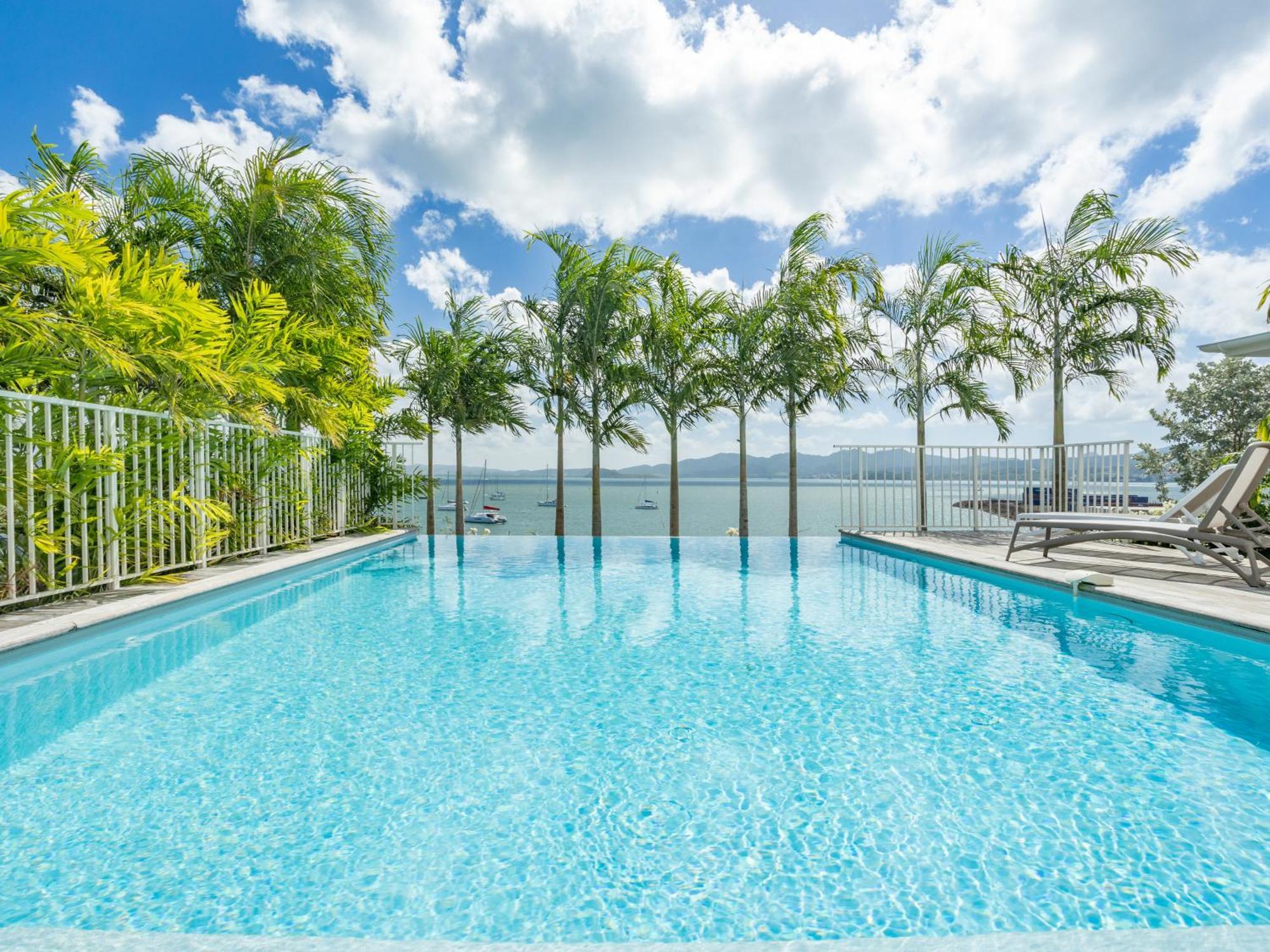 B&B Hotel ฟอร์-เดอ-ฟร็องส์ ภายนอก รูปภาพ