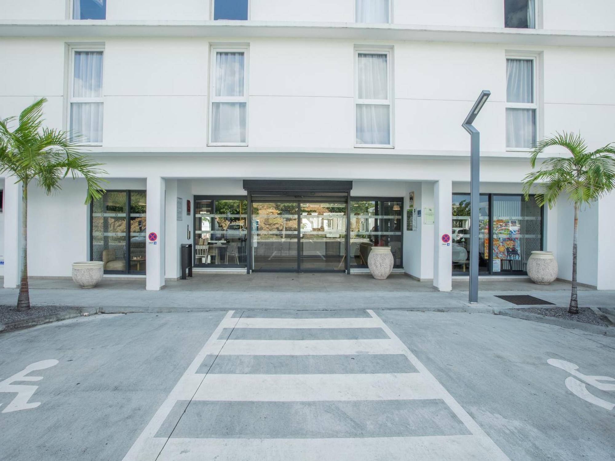 B&B Hotel ฟอร์-เดอ-ฟร็องส์ ภายนอก รูปภาพ