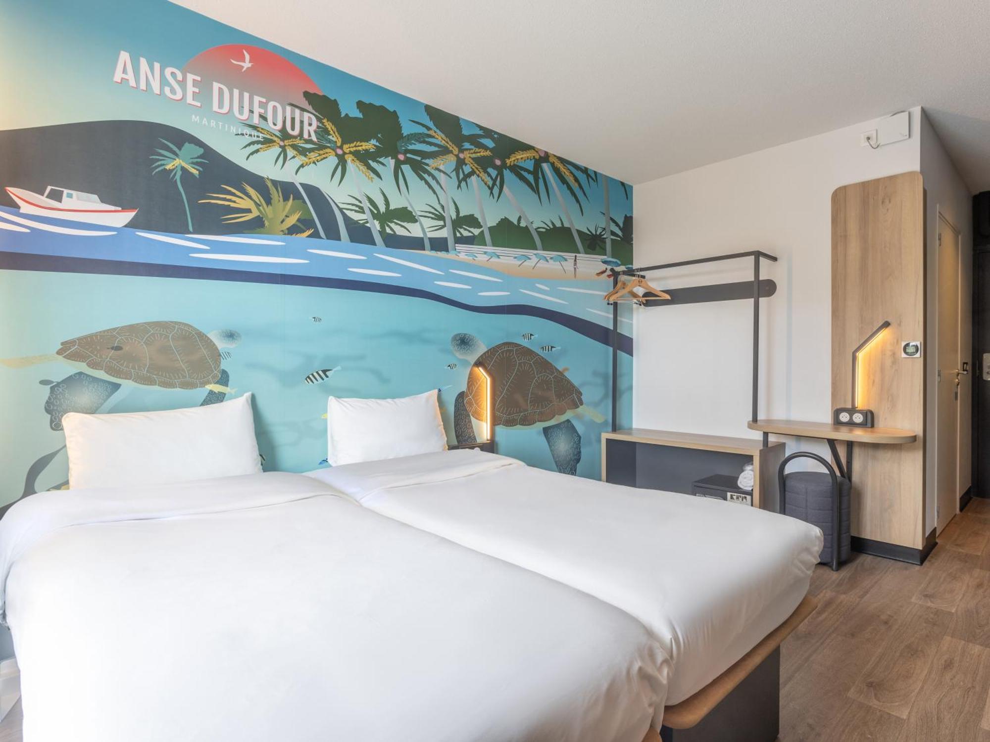 B&B Hotel ฟอร์-เดอ-ฟร็องส์ ภายนอก รูปภาพ